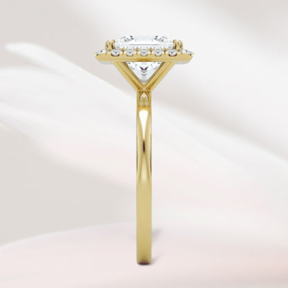 Amaral Halo Princess - Yellow Gold