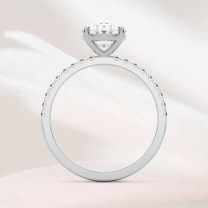 Amaral Solitaire Oval Four Prong with Band - White Gold