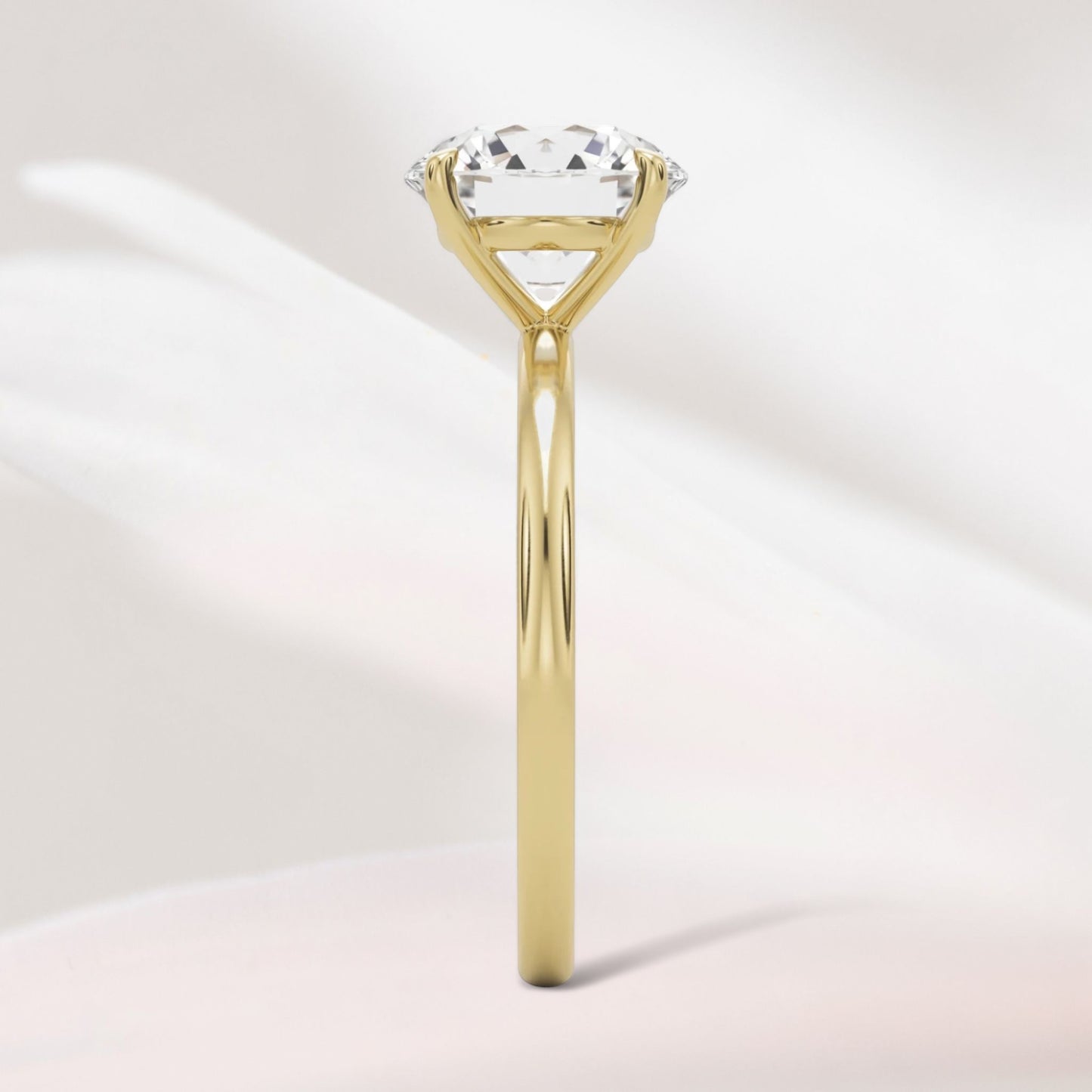 Amaral Solitaire Round Four Prong - Yellow Gold