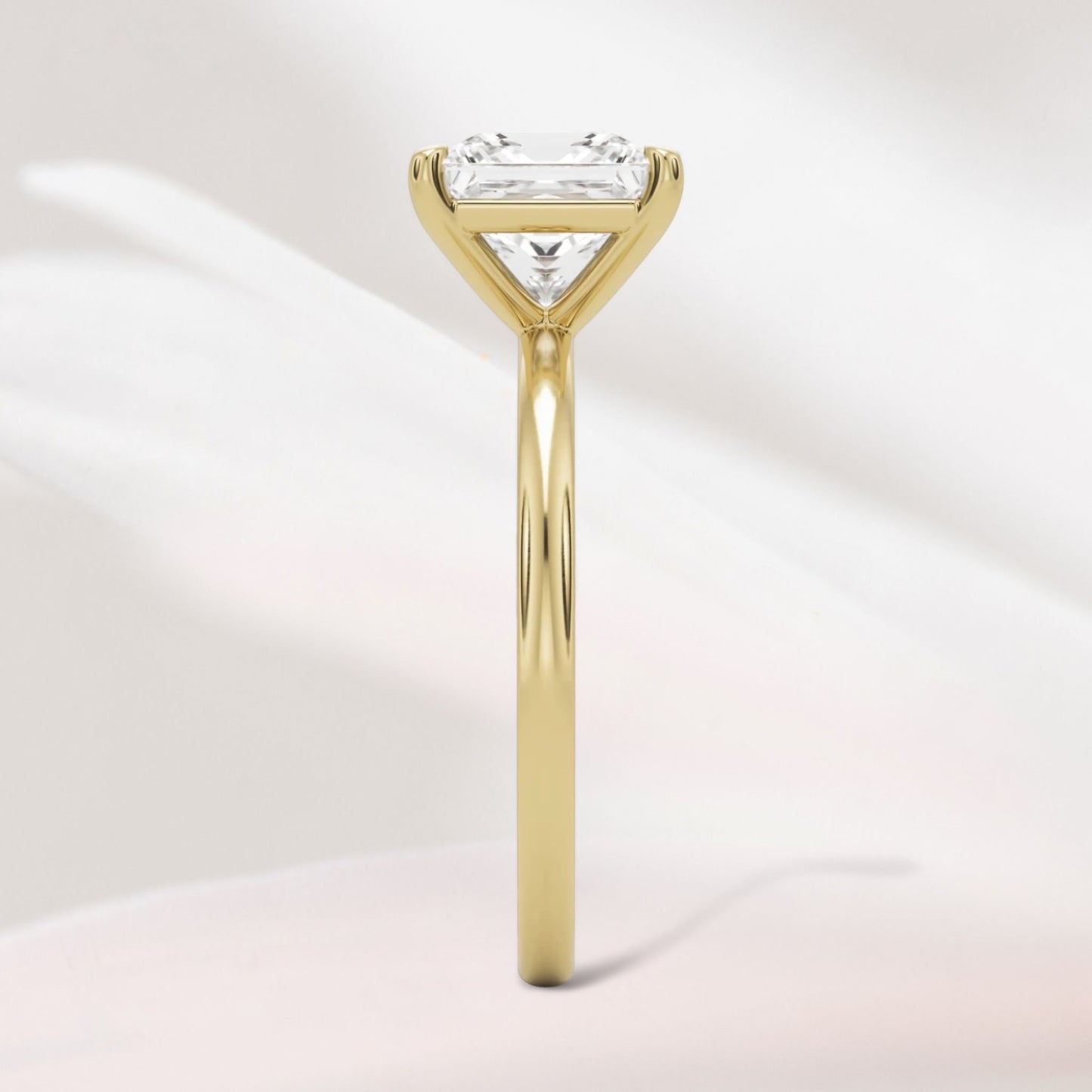 Amaral Solitaire Square Four Prong - Yellow Gold